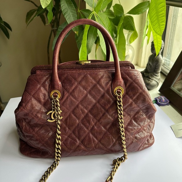 Chanel burgundy red glazed caviar frame shiva tote bag W aged gold hardware - Picture 3 of 16